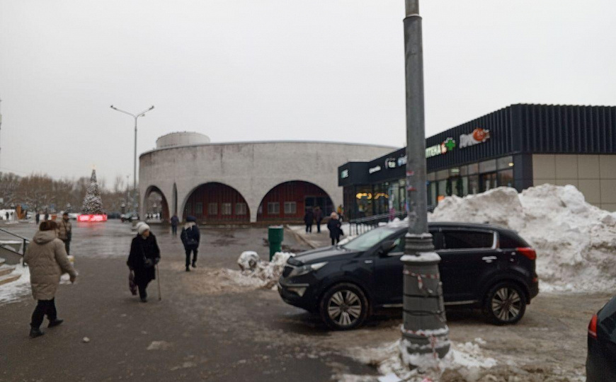 Помещение 20м² трафик у метро фото