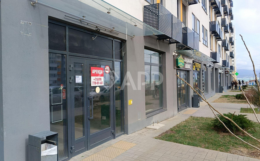 Сдам торговое помещение, 96,3 м² фото