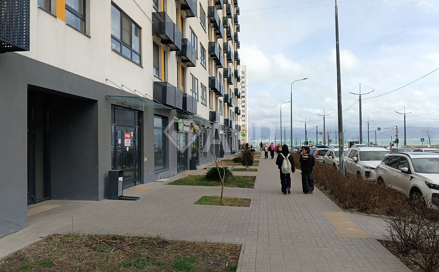 Сдам торговое помещение, 96,3 м² фото