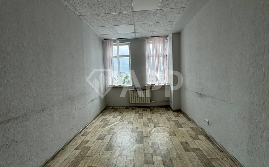 Офис в БЦ с водой и санузлом/Парковка, 68 м2 фото