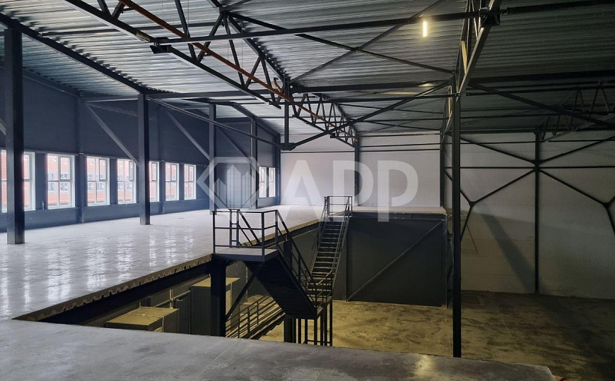 Аренда склада 736 м² фото