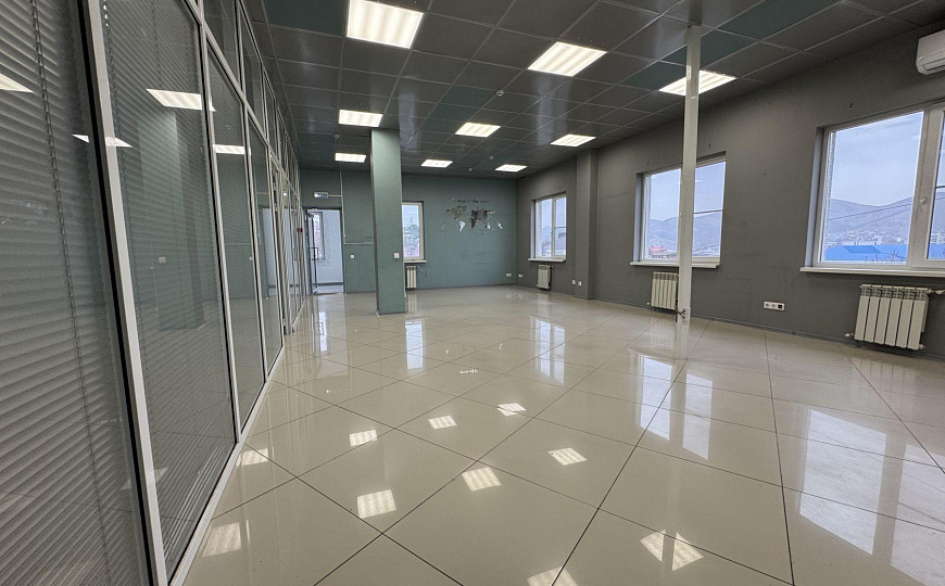 Сдам офисное помещение, 167 м² фото