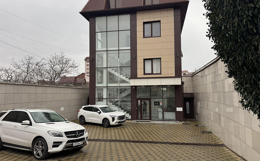 Сдам офисное помещение, 167 м² фото