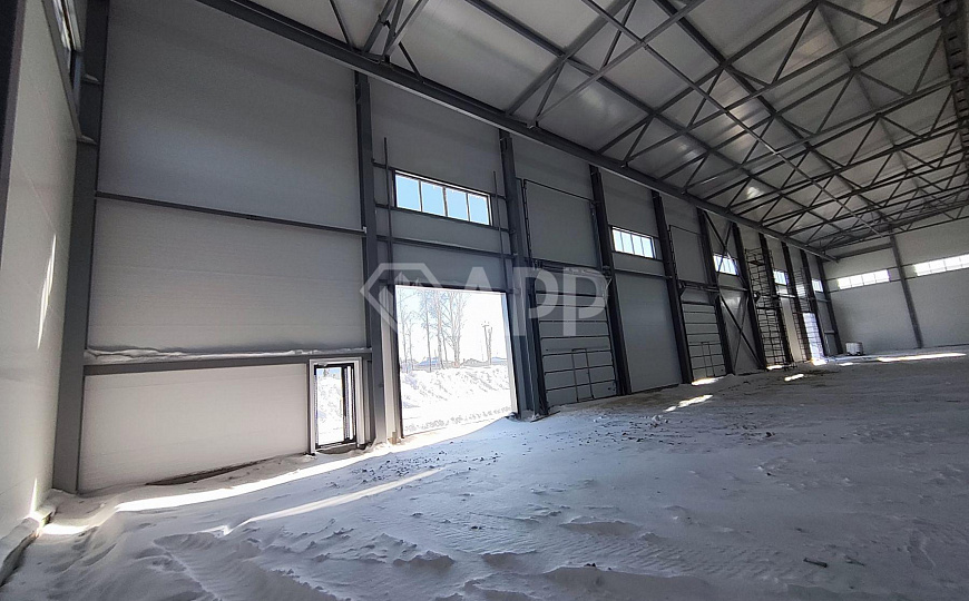 Сдаю 1473 м² с кран-балкой 5т.! фото