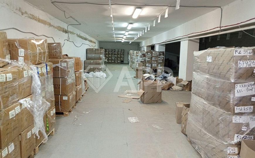 Склад в подвале 486м² фото