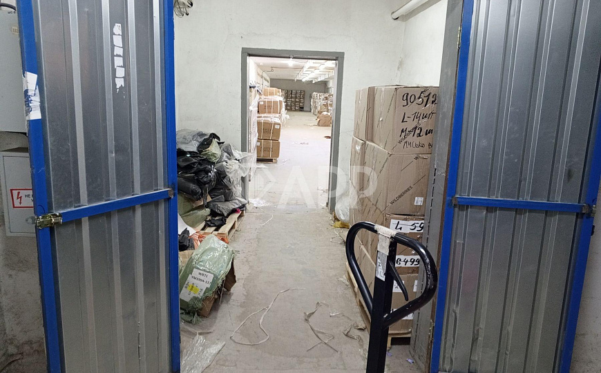 Склад в подвале 486м² фото