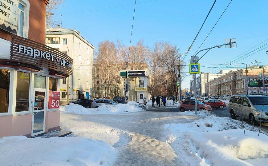 72 м2, 1 этаж, пр. Кирова фото