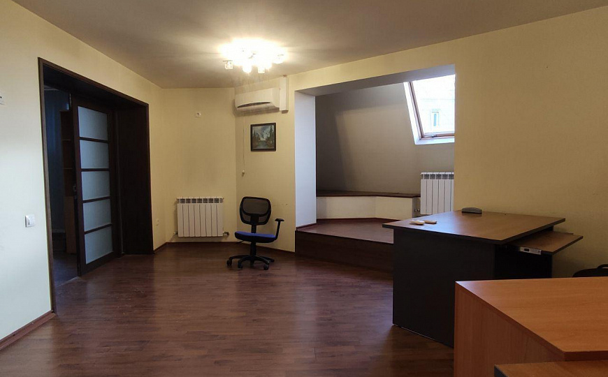 Офис на проспекте, 84 м2 фото