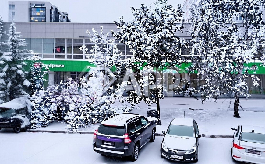 Сдам торговое помещение стрит ритейл фото