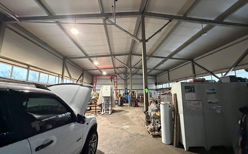 Продается 1300 кв бокс и 30 соток зу фото