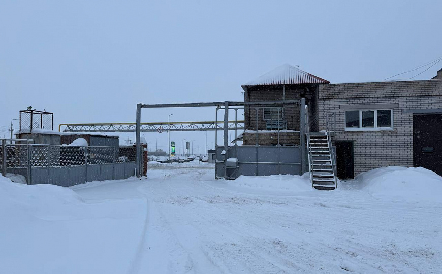 Продается 1300 кв бокс и 30 соток зу фото