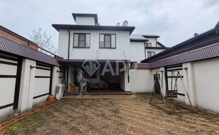 Продам отдельно стоящее здание с арендатором, 862 м² фото