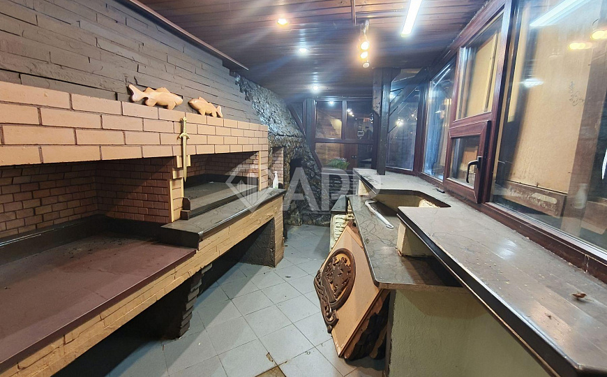 Продам отдельно стоящее здание с арендатором, 862 м² фото