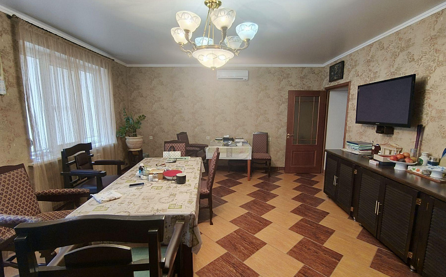 Сдам отдельно стоящее здание, 349 м² фото