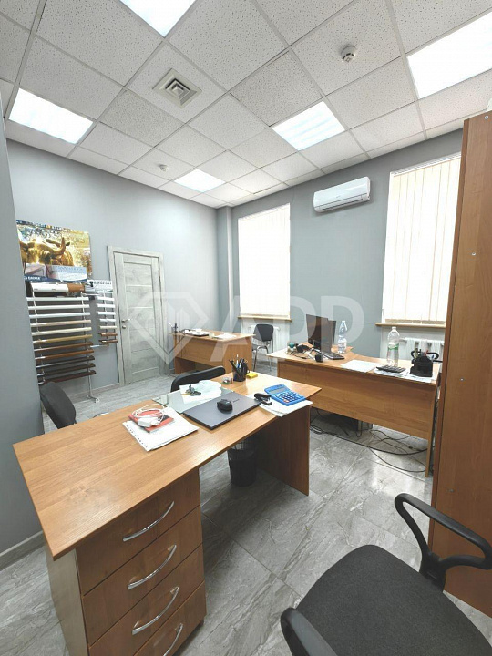 Офис в центре с парковкой, 37м² фото