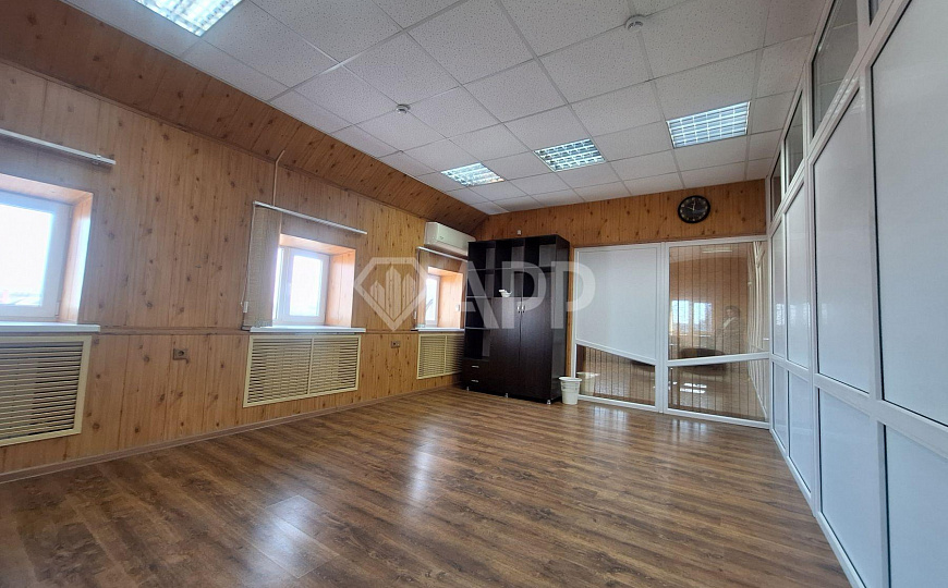 Сдам офисное помещение 30 м² фото