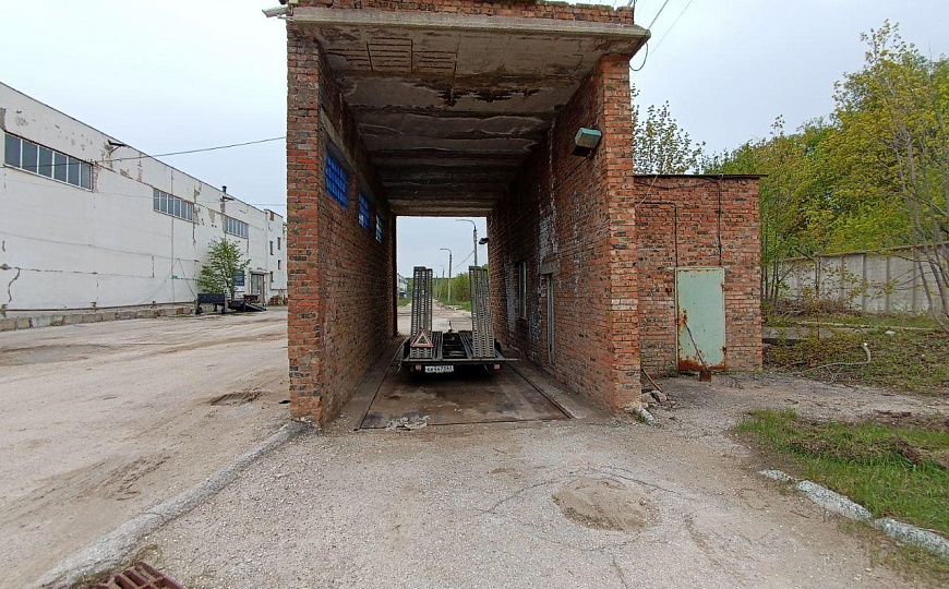 Имущественный комплекс с ж/д путями, 140 000 м² фото