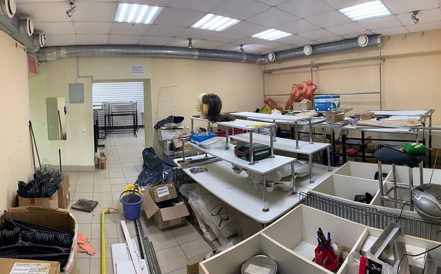 Сдам торговое помещение, 190 м²  фото