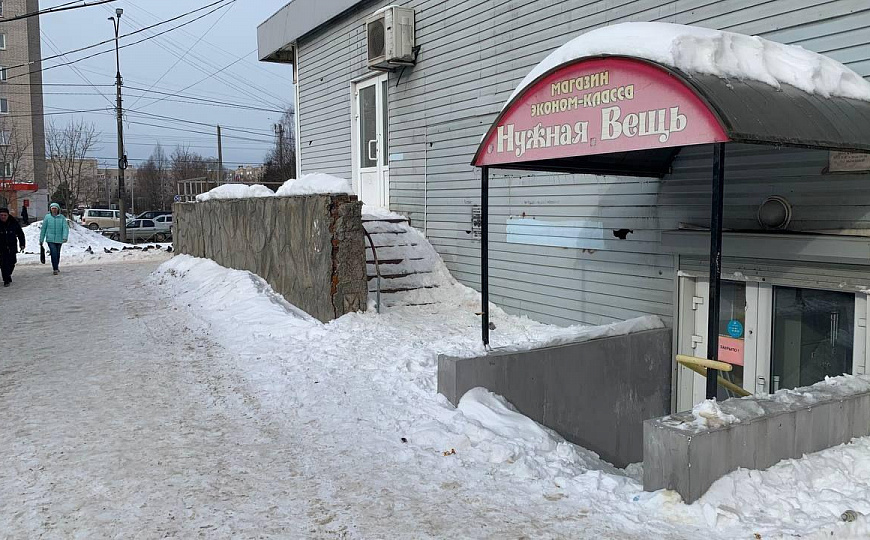 Сдам торговое помещение, 190 м²  фото