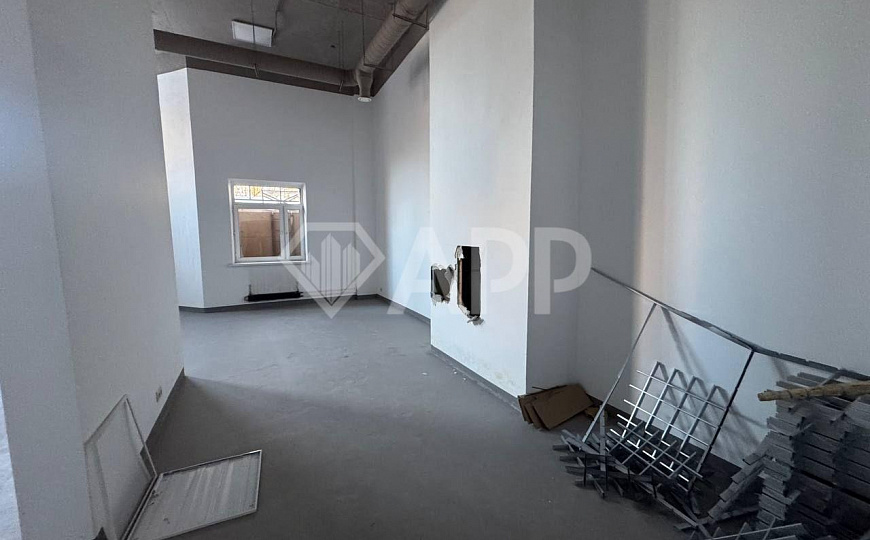 Сдам торговое помещение, 58 м² фото