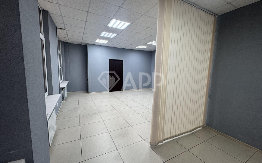 Сдам офисное помещение, 63,5 м² фото