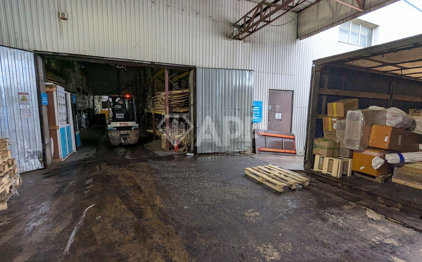 Сдам складское помещение, 735 м² фото