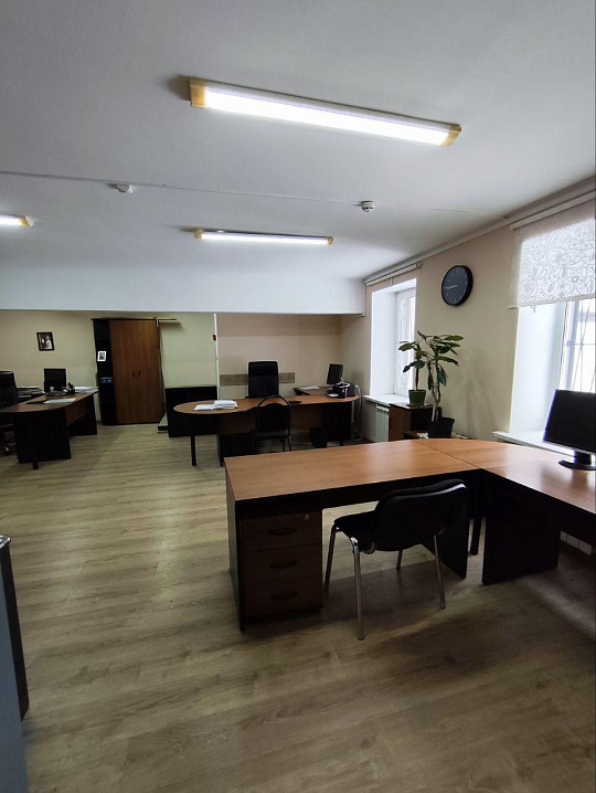 Сдам аренду отдельностоящее здание, можно по частям. фото