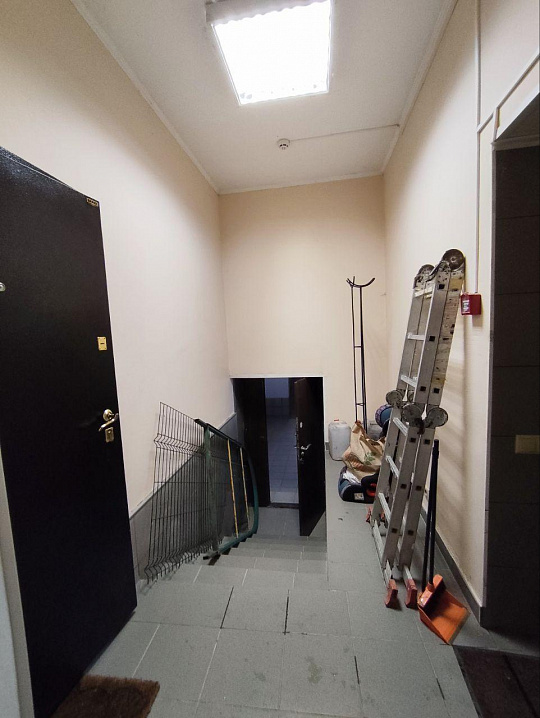 Сдам аренду отдельностоящее здание, можно по частям. фото