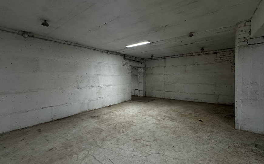 Продажа производственного здания с земельным участком фото