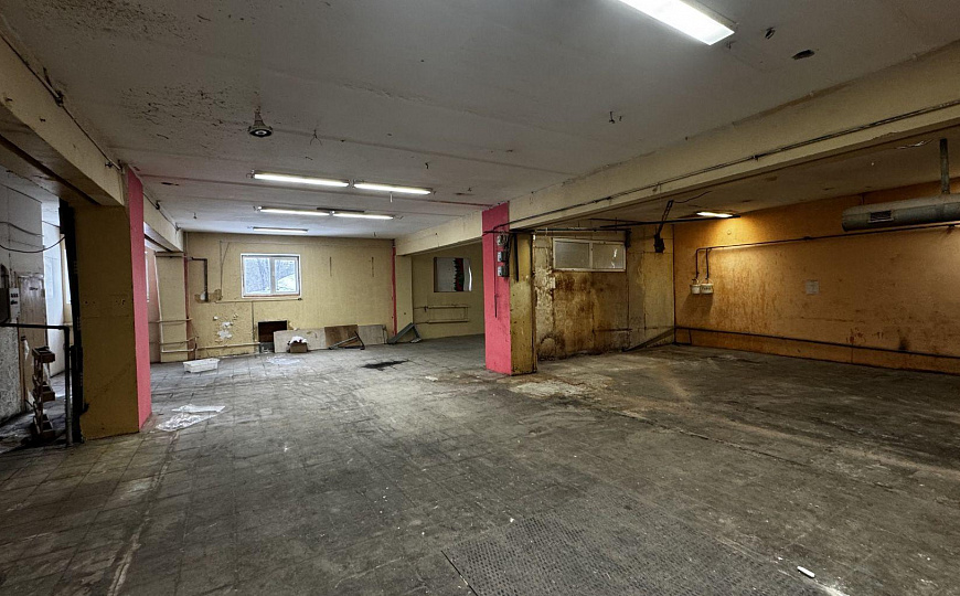 Продажа производственного здания с земельным участком фото