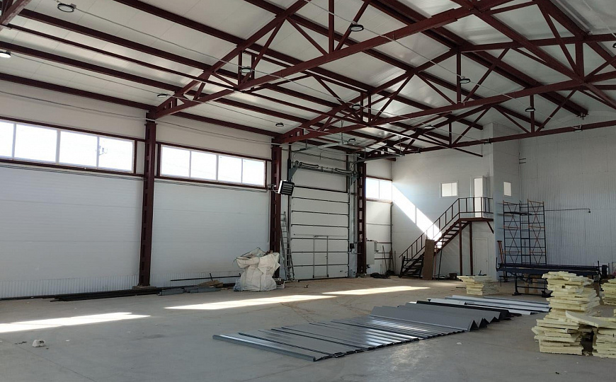 Продаю 1080 м² с земельным участком фото