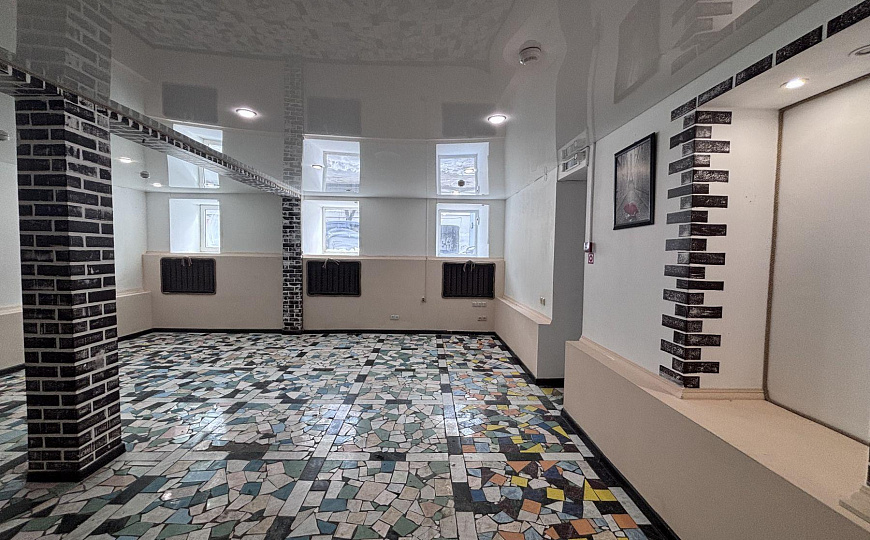 Помещение на первой линии, 86 м² фото