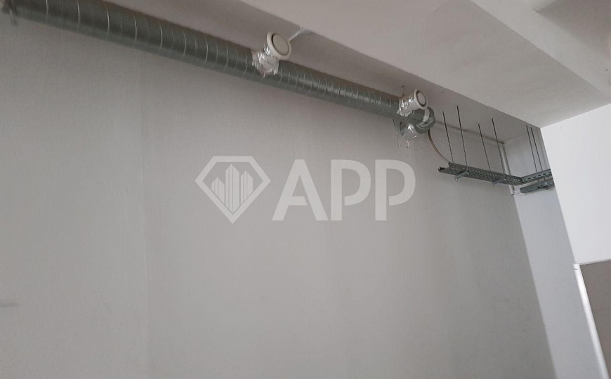 Помещение с витринными окнами 250м.кв фото