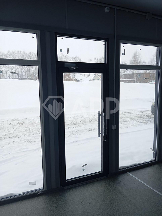 В аренду на первой линии фото