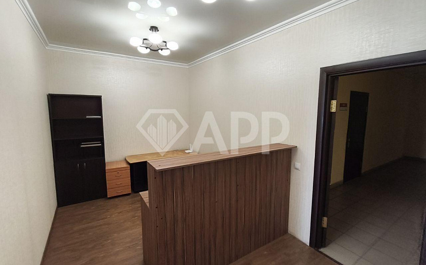 116 м² с ремонтом, на остановке, парковка фото