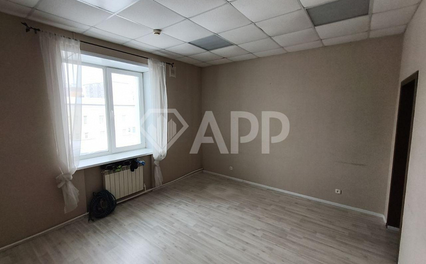 116 м² с ремонтом, на остановке, парковка фото