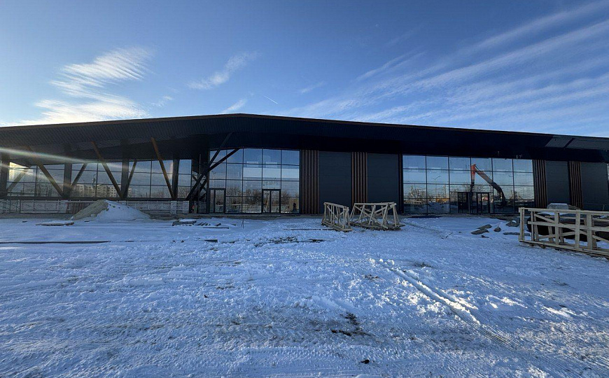 Сдаётся в аренду помещение в ТЦ «Монолит»  фото