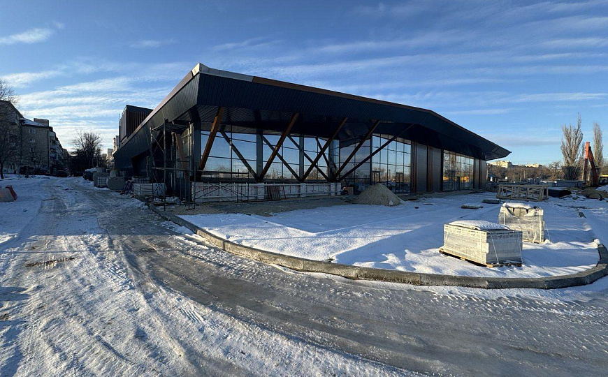 Сдаётся в аренду помещение в ТЦ «Монолит»  фото