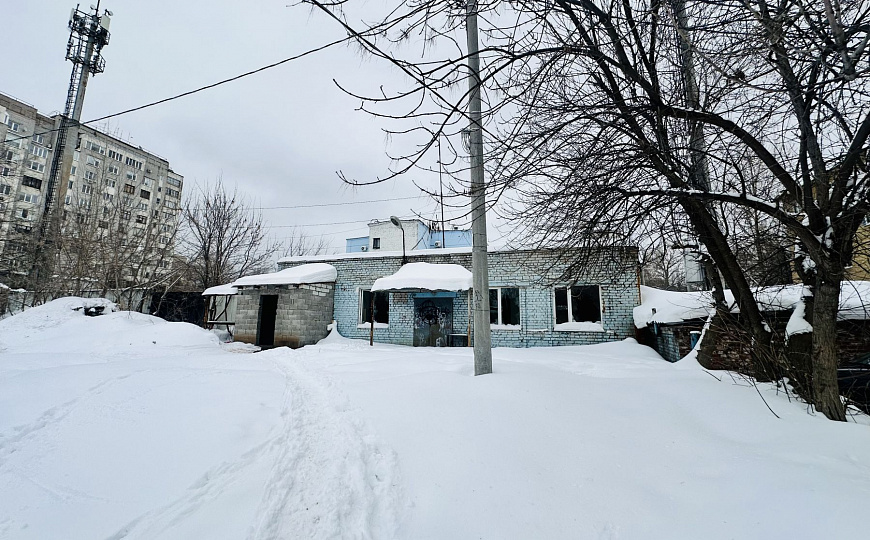 Продажа отдельностоящего здания 350 м2 в Октябрьском районе фото