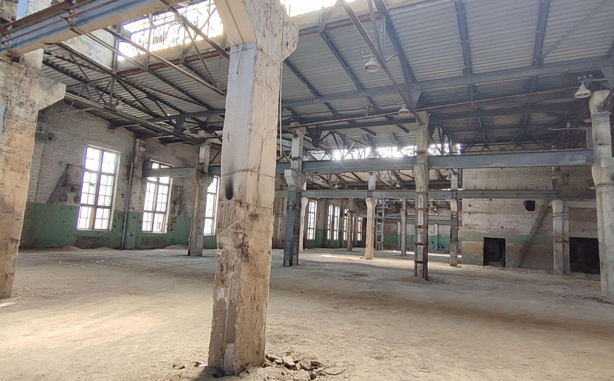 Производственно-складская база, 4 400 м² фото