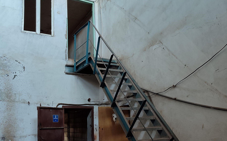 Производственно-складская база, 4 400 м² фото