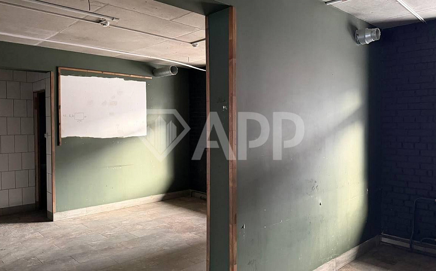 Сдам торговое помещение, 114 м² фото