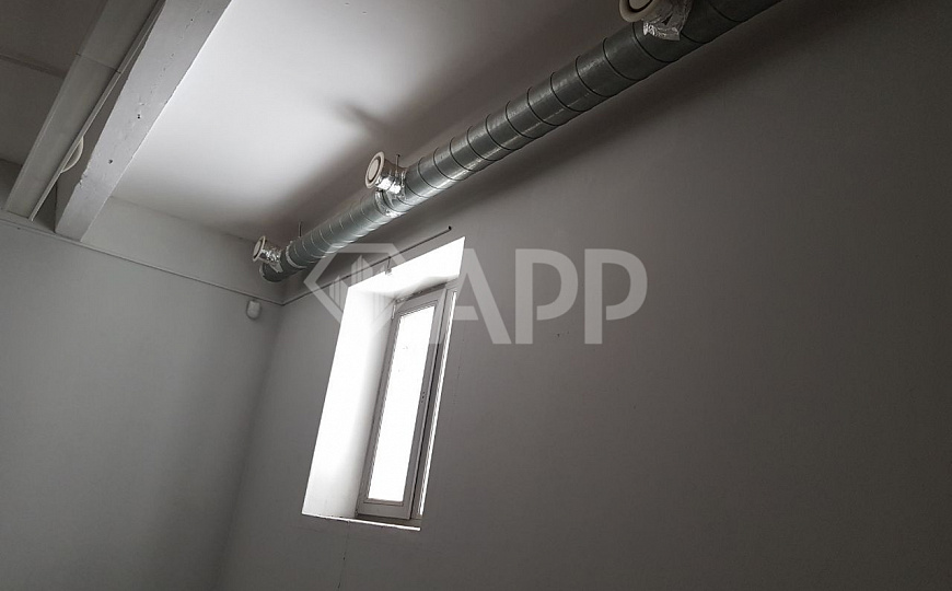 Помещение свободного назначения 190 м2 фото