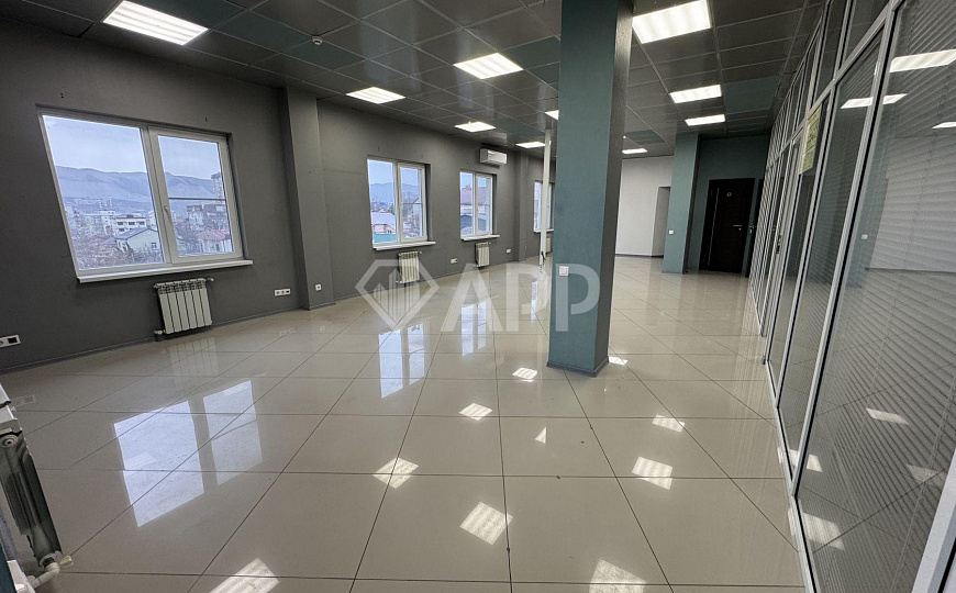 Сдам офисное помещение, 167 м² фото