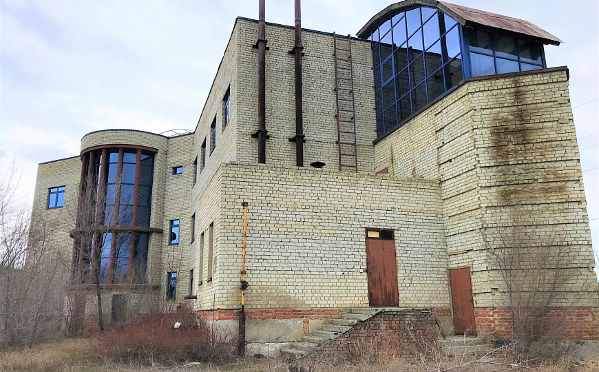 Отдельно стоящее здание, 1 330 м² фото