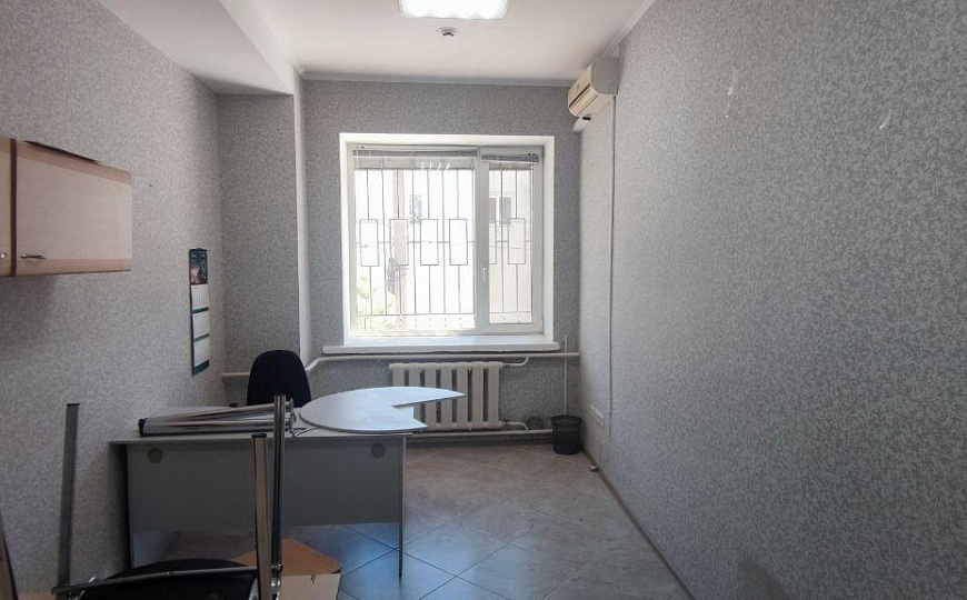  Офис с большой парковкой, 115 м² фото