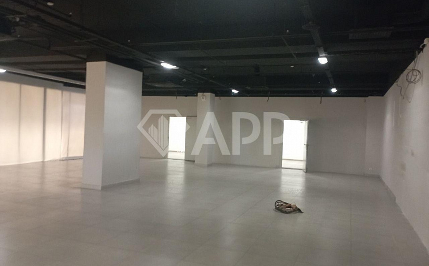 Торговая площадь в ТЦ фото