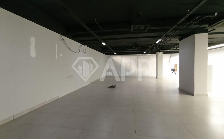 Торговая площадь в ТЦ фото