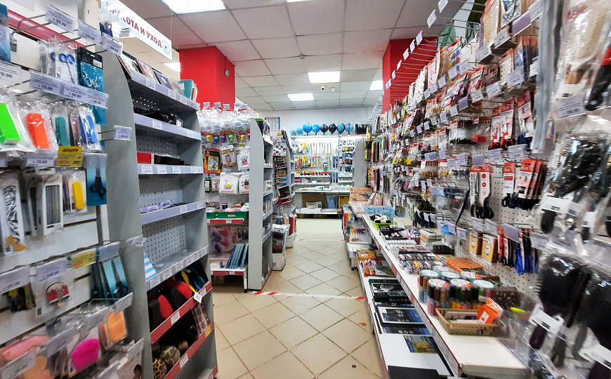 Сдам торговое помещение, 734,7 м² фото