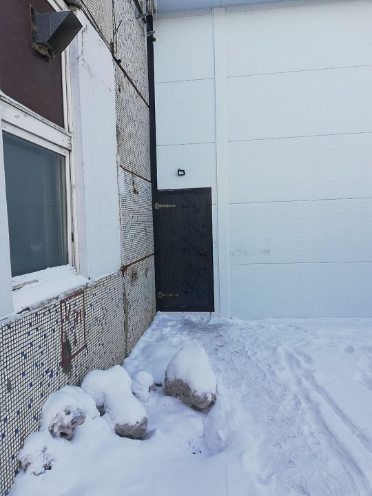 Сдается бокс  813 м² фото